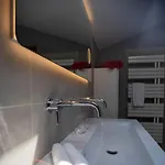 Hébergement de vacances Château De *