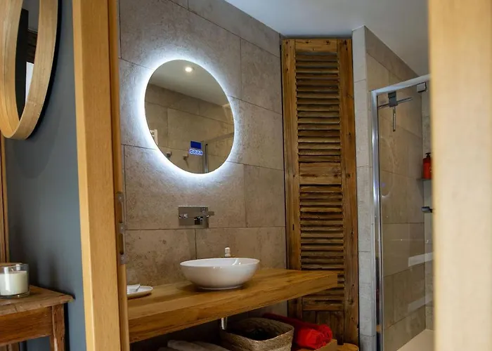 Château De Belmont-Sainte-Foi